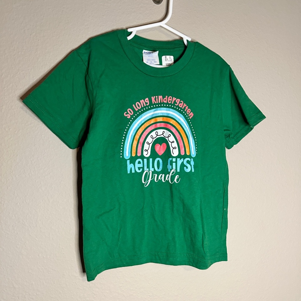 Green So Long Kindergarten Rainbow T-Shirt XS